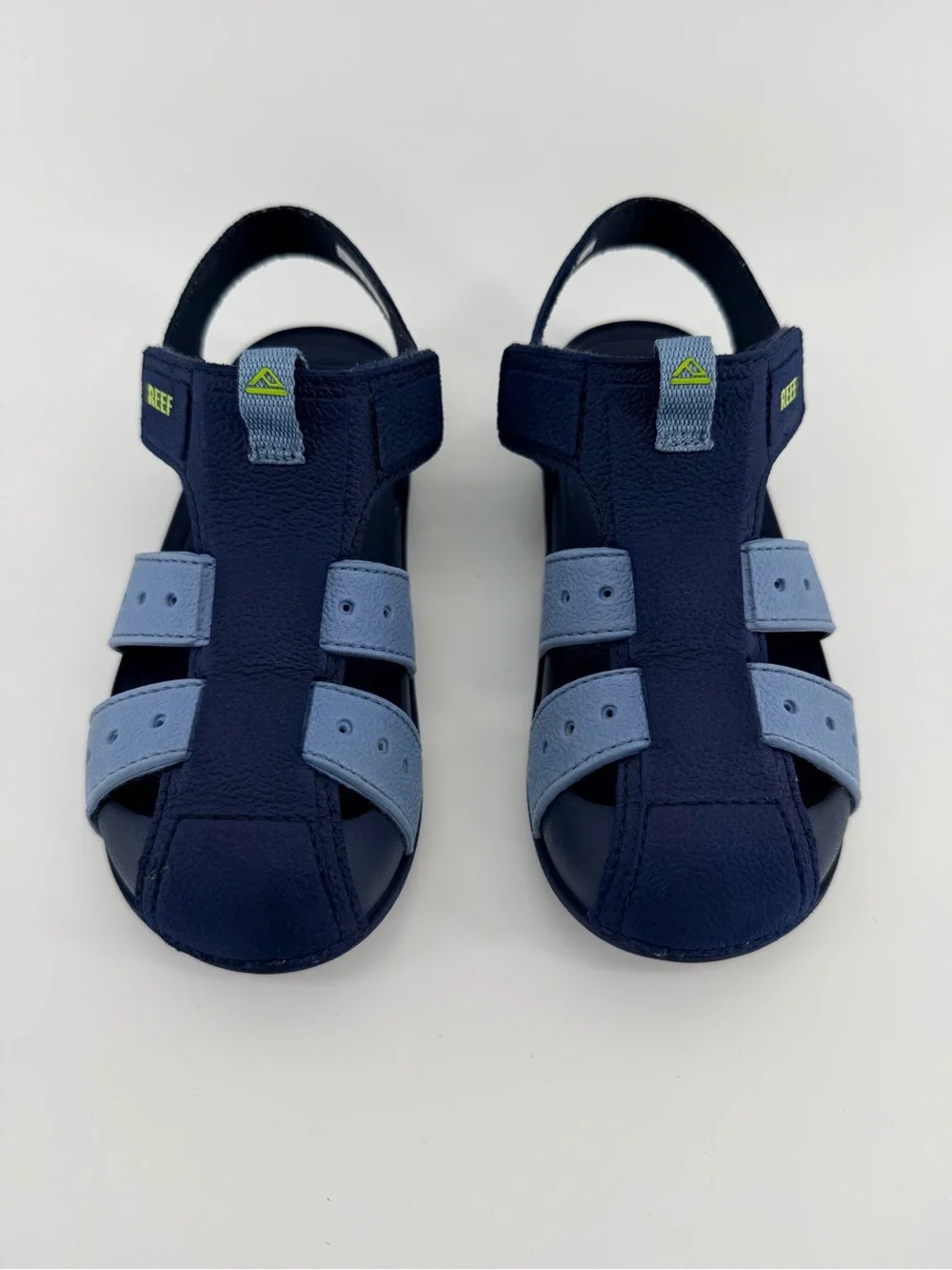 NWOT Reef Kids Navy and Light Blue Water Fisherman Closed-Toe Sport Sandals